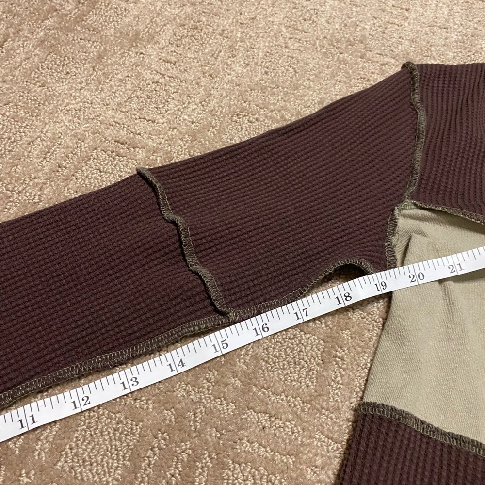 NWT {Urban Outfitters | BDG} Sabine Spliced Thermal Top | Chocolate ~ Size M - Picture 14 of 16